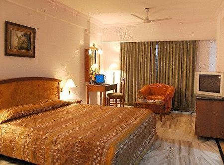 Hotel Chariot Chennai Room photo